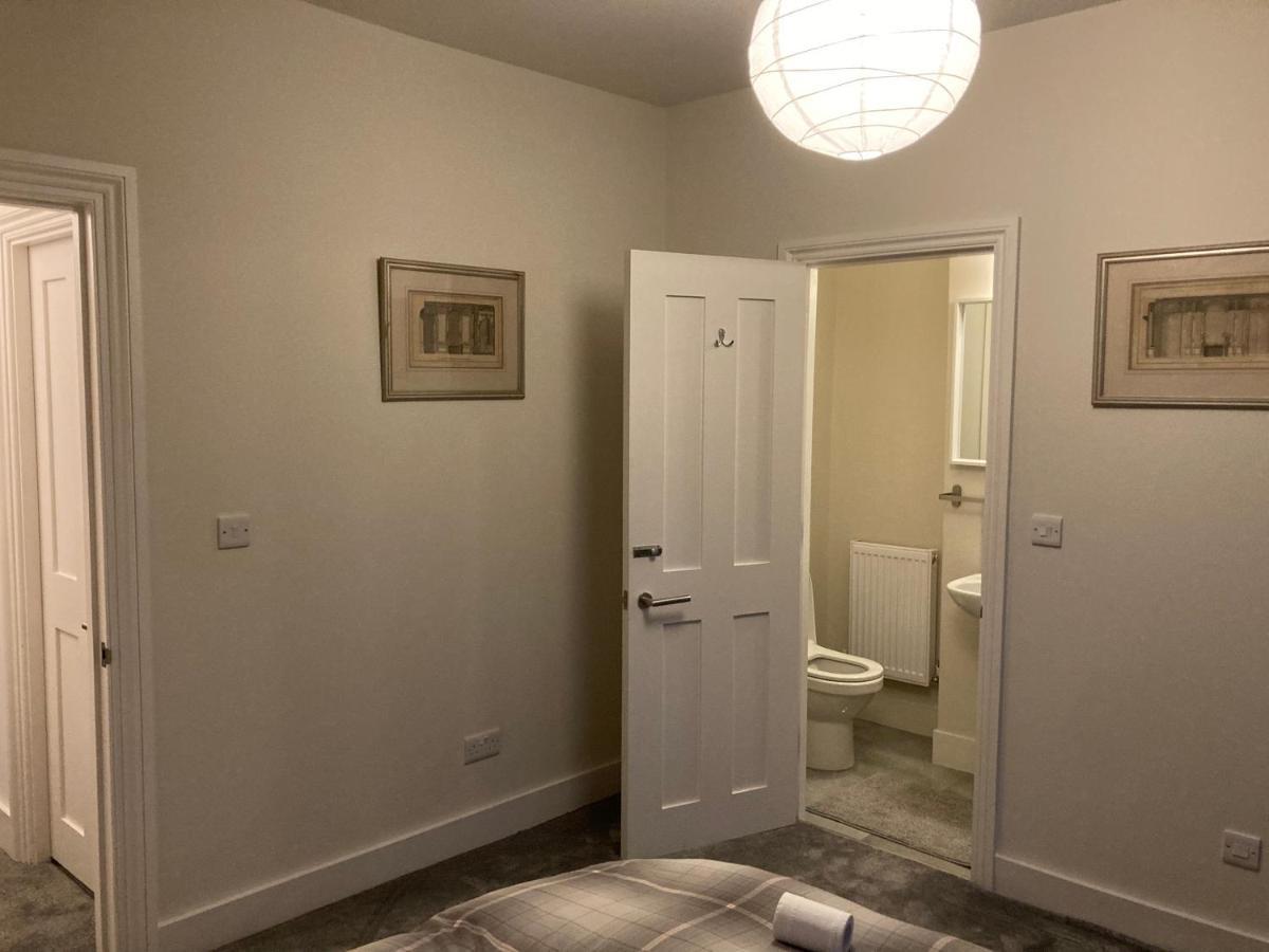 לונדון The Dimmer 2 Bedroom Apartment מראה חיצוני תמונה